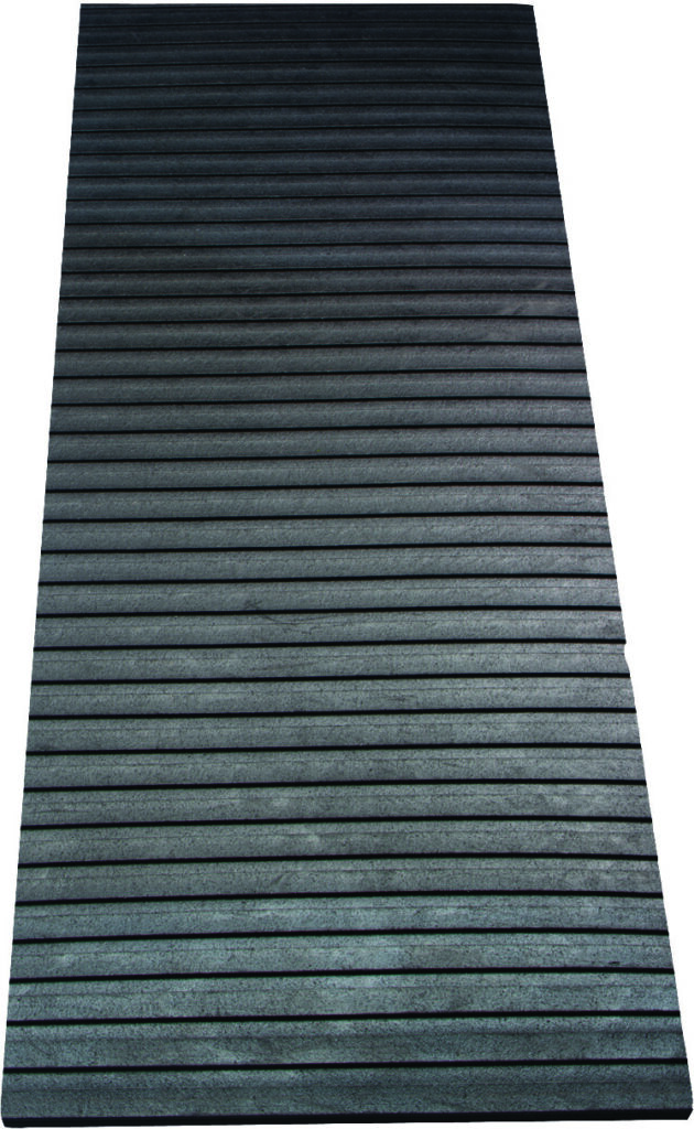 TRAXMAT 18X54"